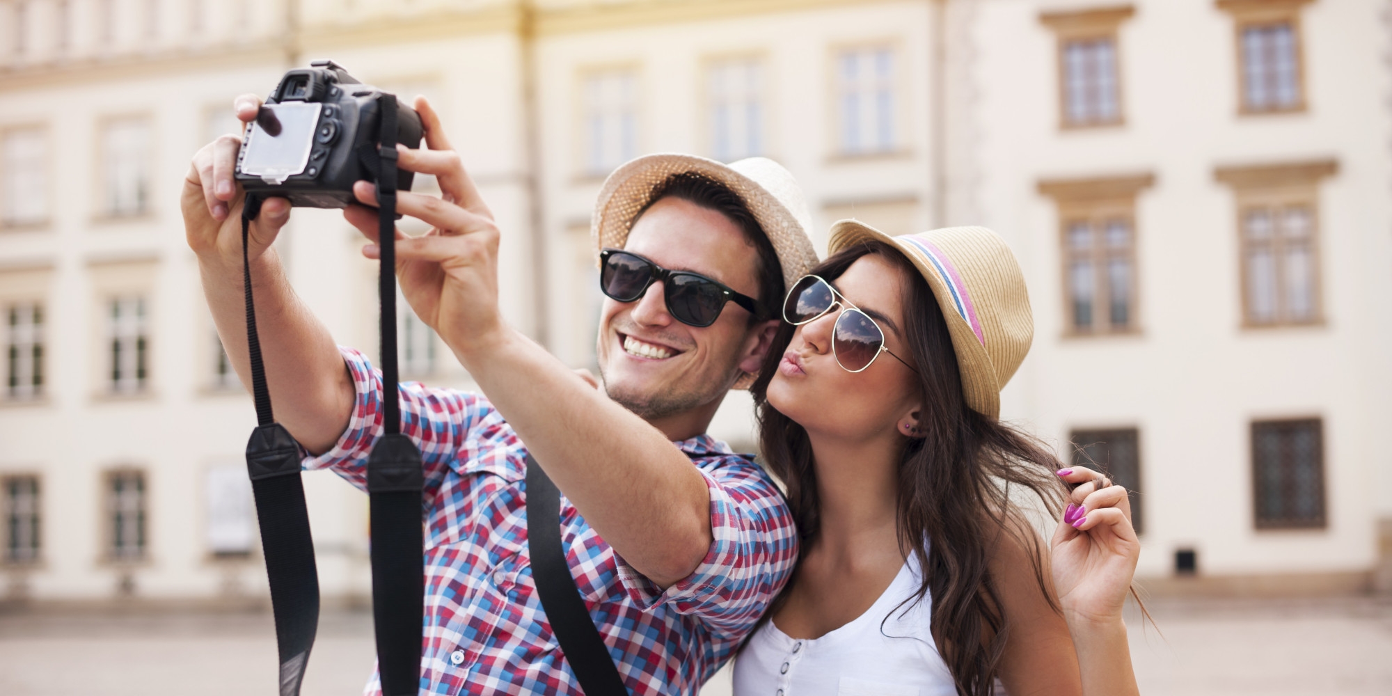 13 Signs You 39 re A Basic Tourist HuffPost