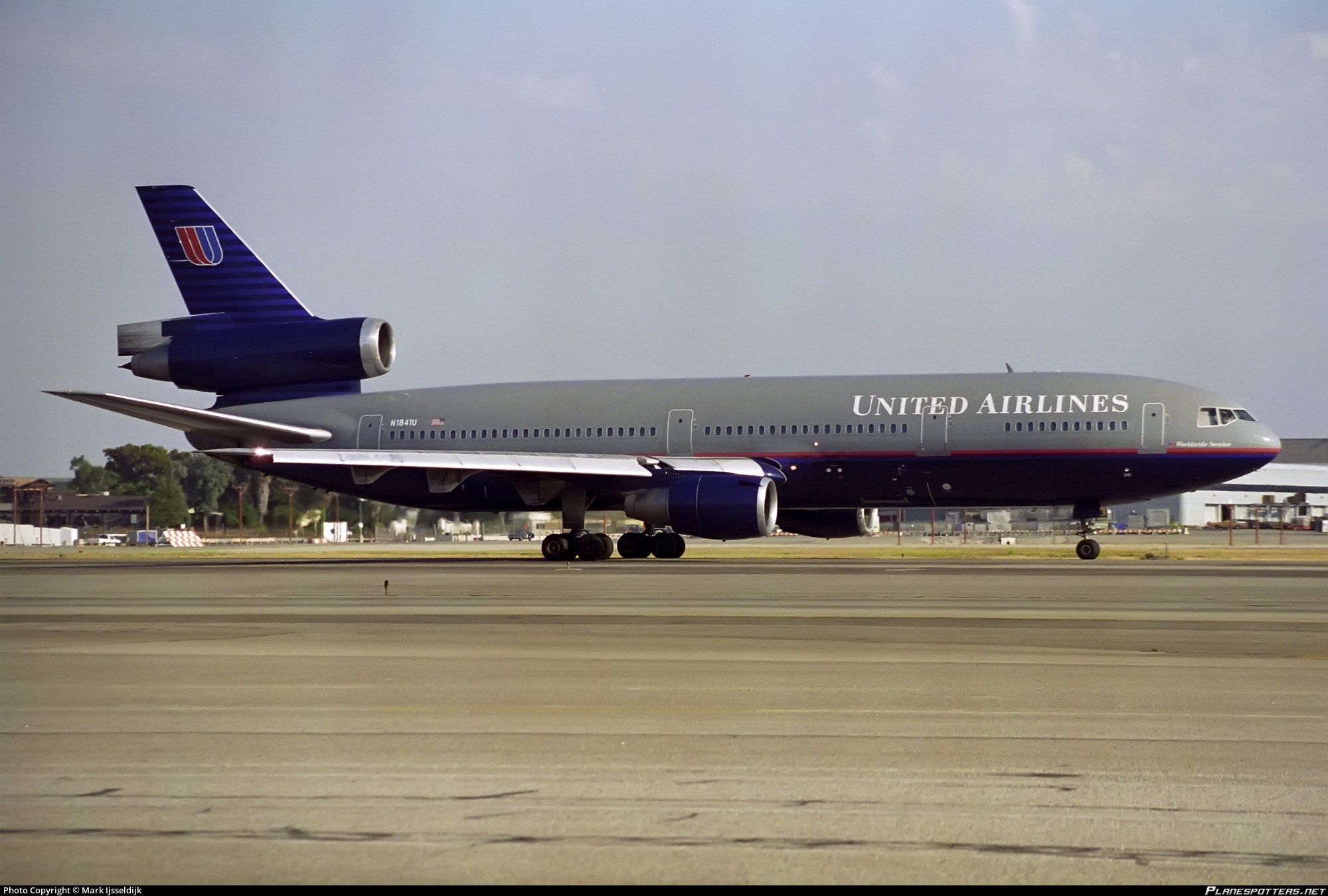 N1841U United Airlines McDonnell Douglas DC 10 10 Photo By Mark 